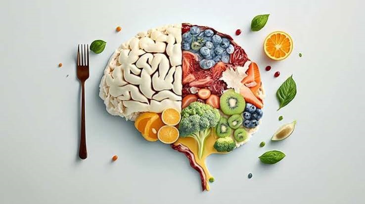 چرا زود گرسنه می&zwnj;شویم؟ رازهایی از علم تغذیه برای سیری پایدار