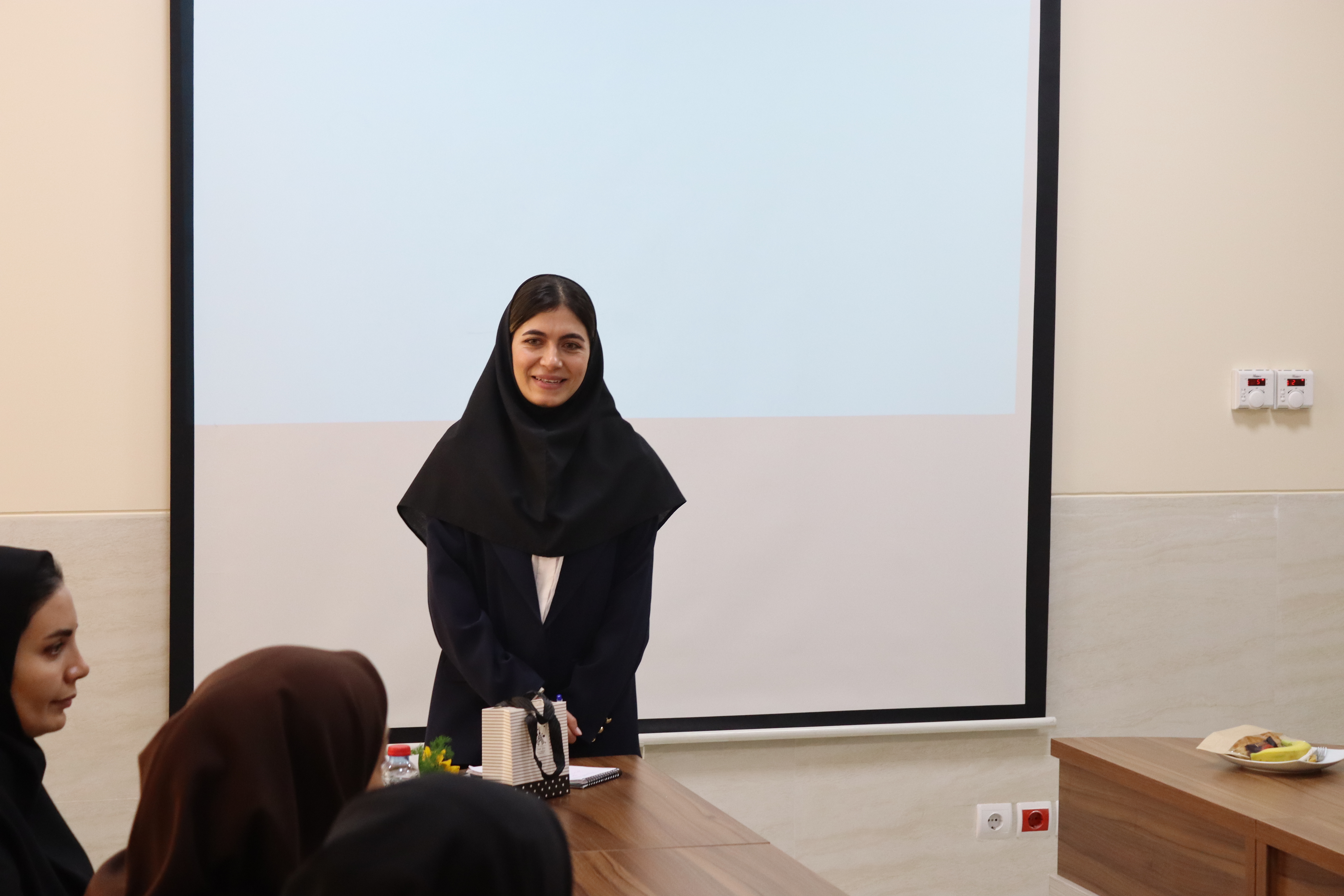 برگزاری جلسه دفاع از پایان&zwnj;نامه کارشناسی ارشد ساجده رباطی دانشجوی دانشکده تغذیه و علوم غذایی