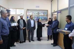 مراسم تقدیر بمناسبت گرامیداشت روز استاد و روز کارگر در ایام دهه کرامت در دانشکده تغذیه و علوم غذایی